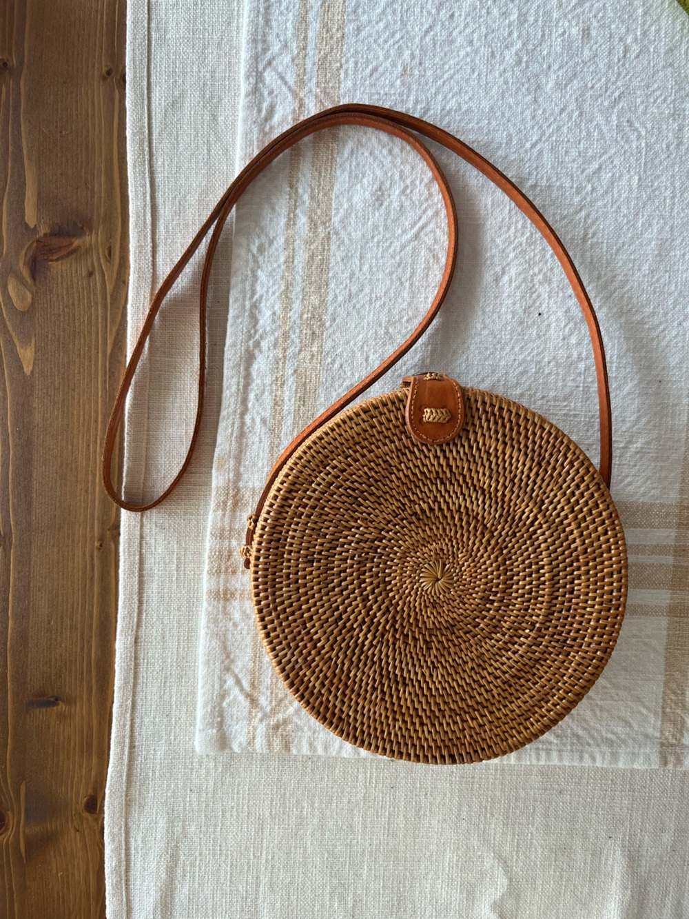 Round Woven Crossbody Bag - Brown